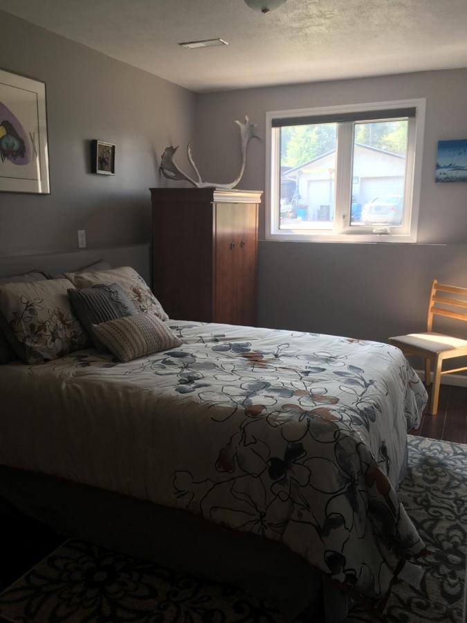 옐로나이프 Polar Nights B&B 외부 사진